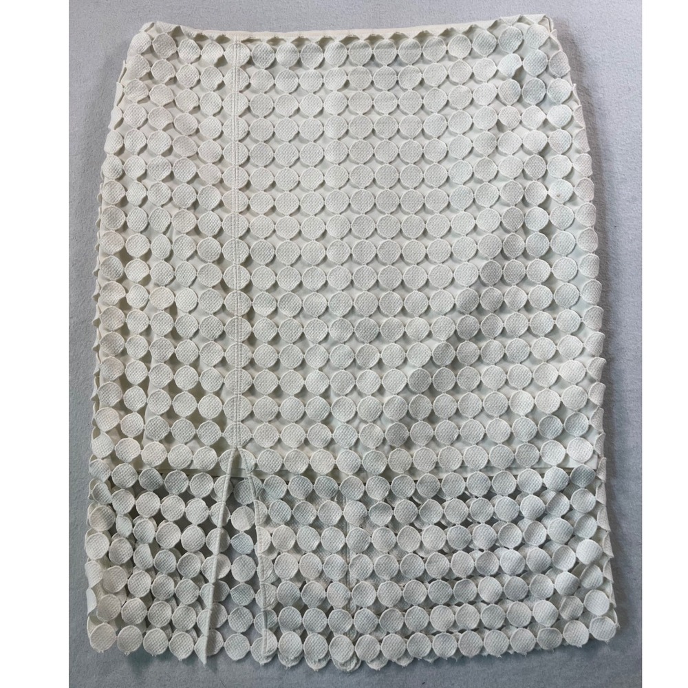 White House Black Market Cream Circle Lace Pencil Skirt